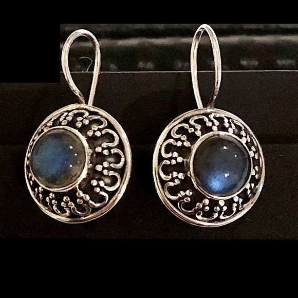 VINTAGE Blue Moonstone Cabochon Sterling Silver Oxidized Earrings - Picture 6 of 10